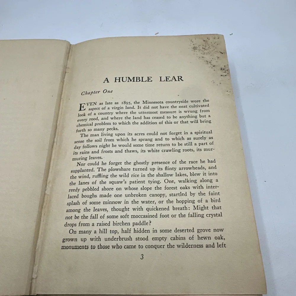 A Humble‎ Lear by Lorna Doone Beers.  First Edition 1929 Hardcover